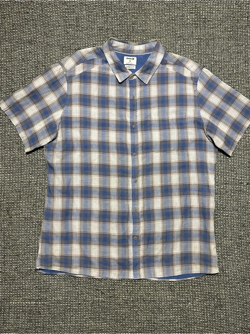 Hurley Blue and White Plaid Short Sleeve Button-Down Shirt